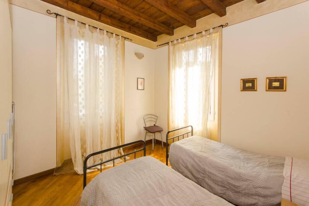 Bergamo Centro Storico Apartment ภายนอก รูปภาพ